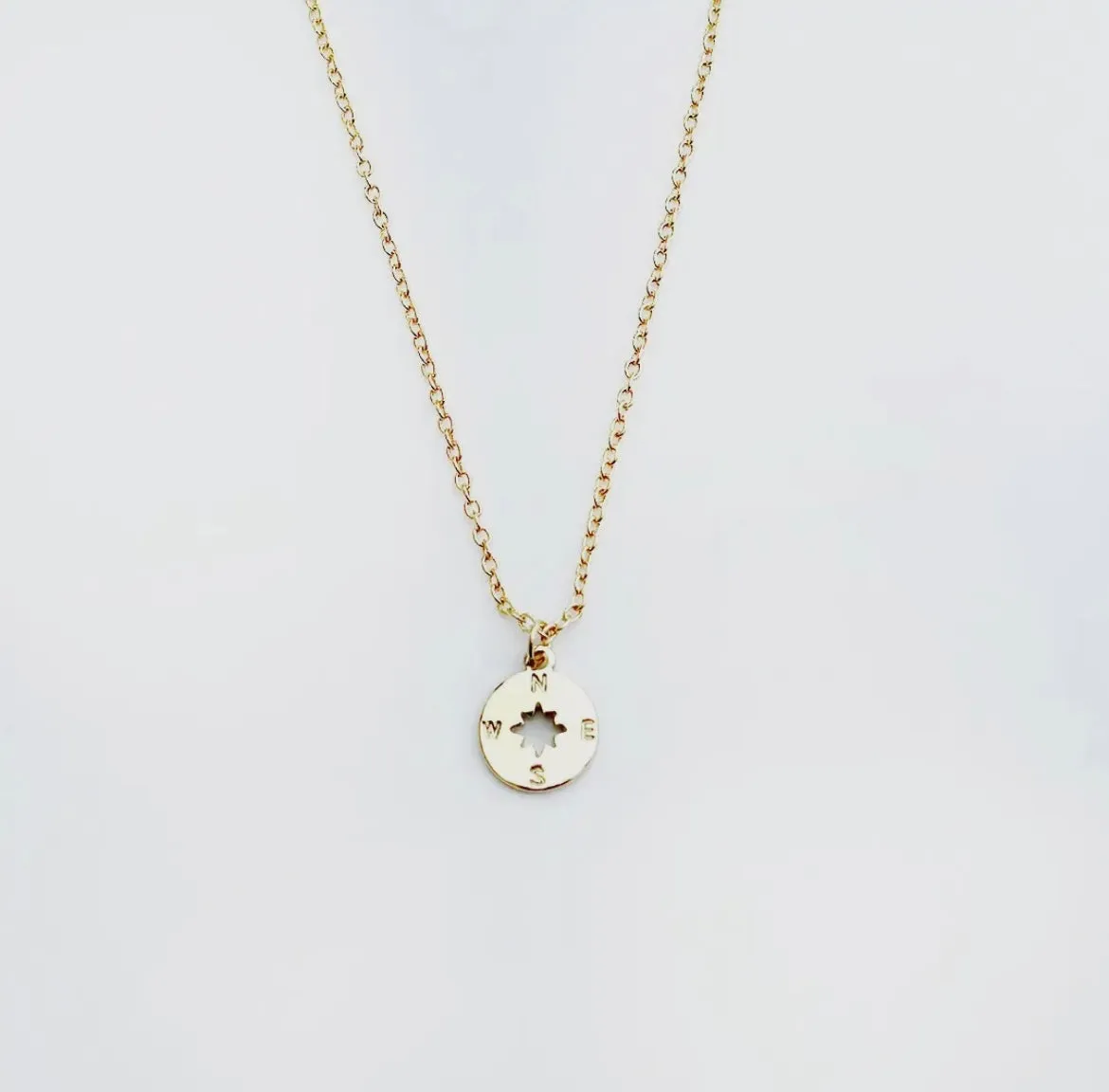 Amazing Mom Compass Necklace