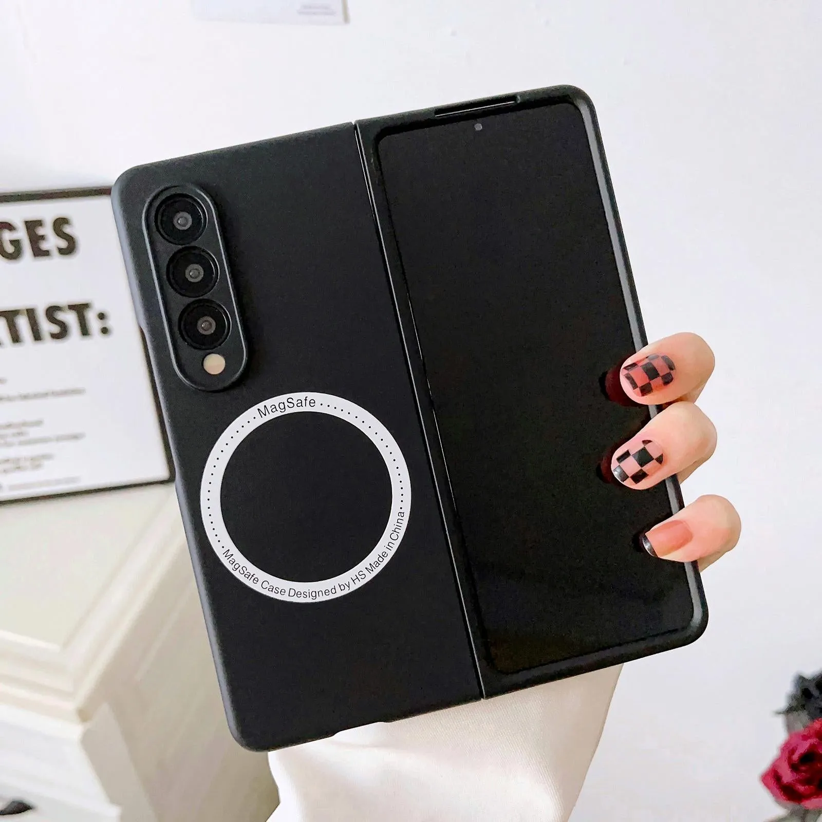 Galaxy z Fold 4 Magnetic Skin Case - Magsafe