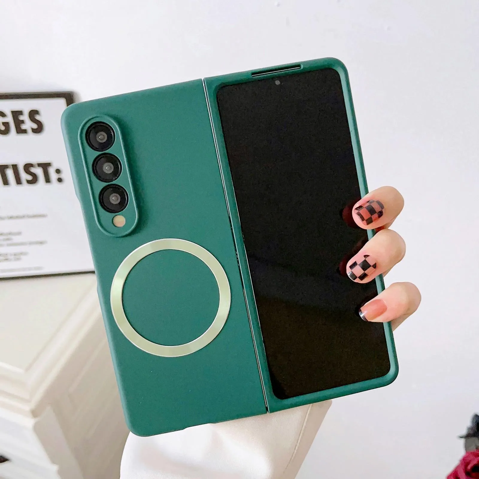 Galaxy z Fold 4 Magnetic Skin Case - Magsafe