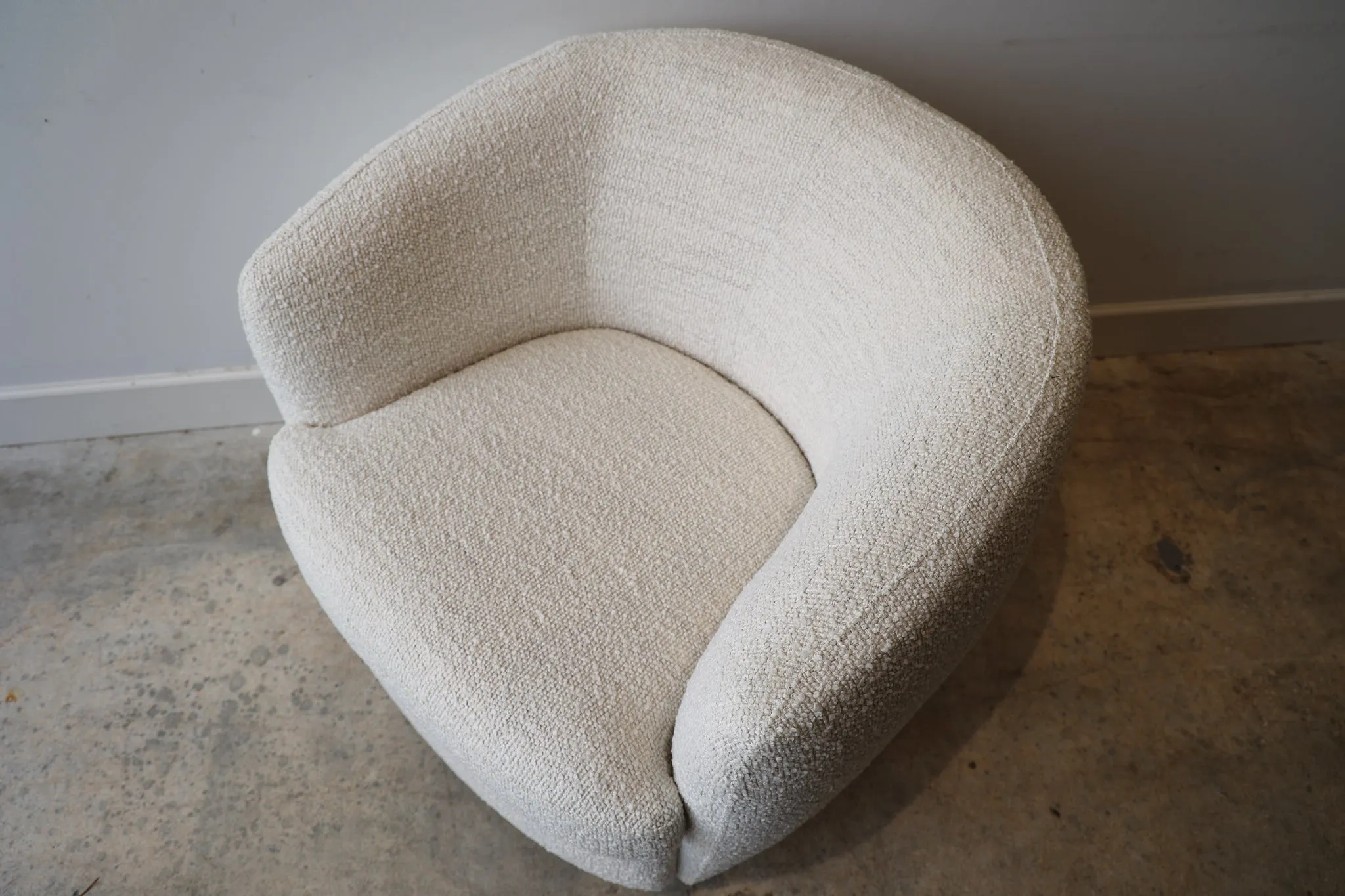 Madison Swivel Chair