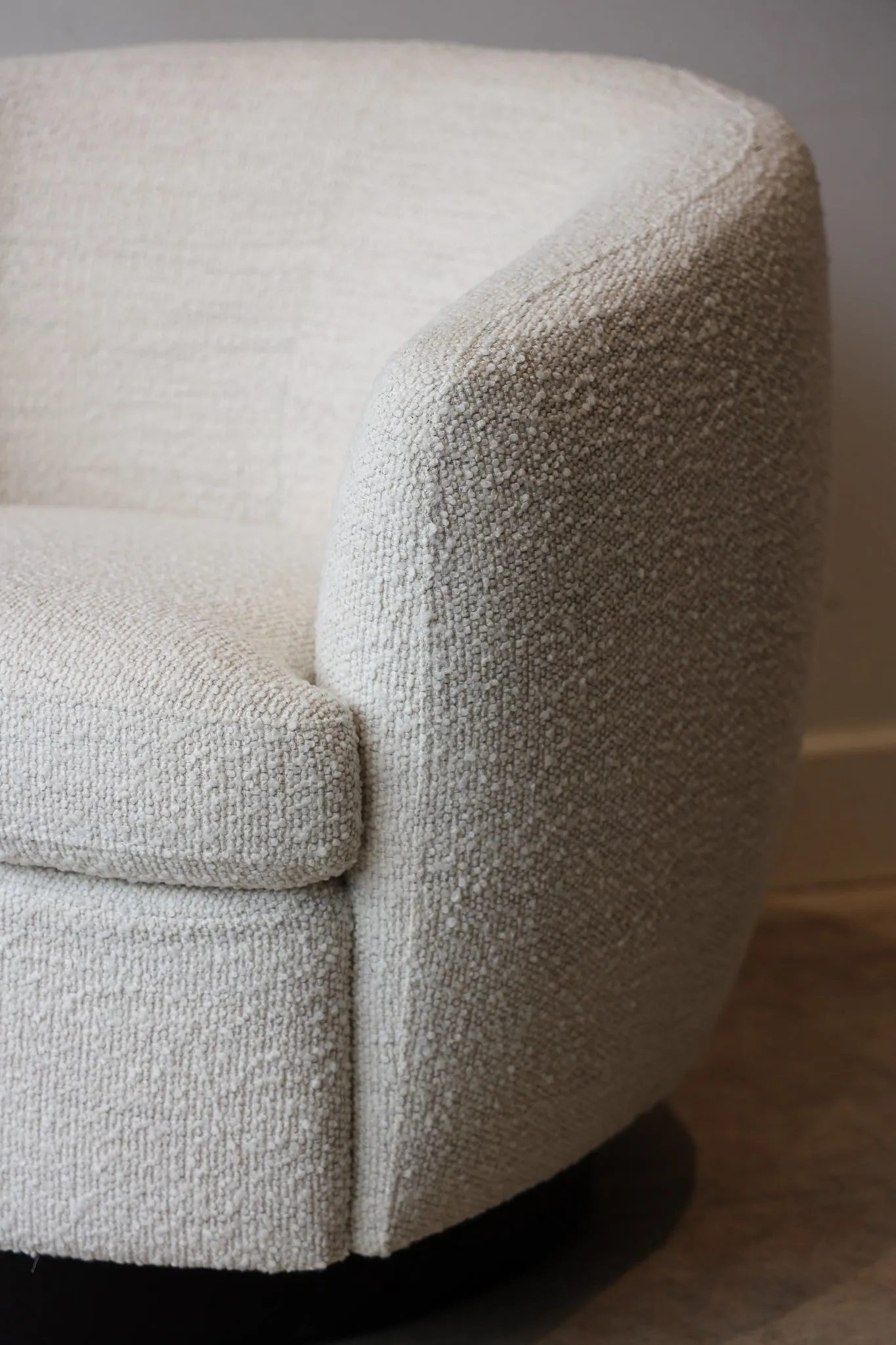 Madison Swivel Chair