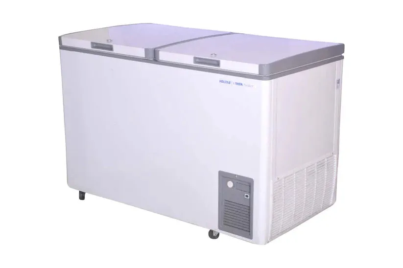 Voltas CF 500 DD-P 461 Litre Double Door Hard Top Deep Freezer  CFC-Free, Commercial Freezer with Castor Wheels (White)